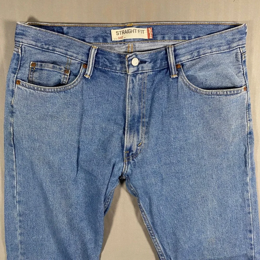 Levi's 505 Regular Fit Blue Jeans Men's W36 L30‎ Straight Leg Medium Wash Denim
